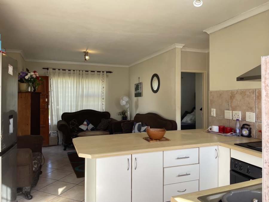 2 Bedroom Property for Sale in De Kuilen Western Cape